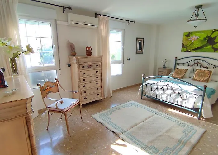 Alcazaba Apartamento *